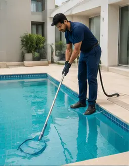Swimming Pool Cleaning Service